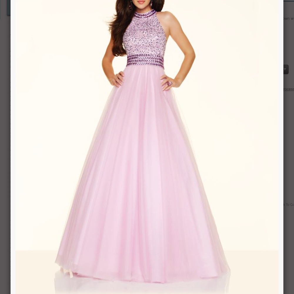 Prom Dress / Formal / Pageant